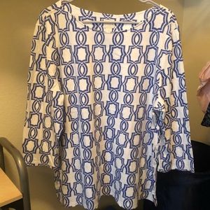 Chico’s top (medium sleeve)